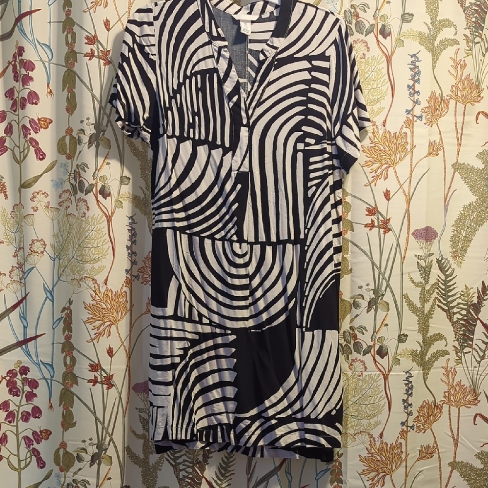 H&M Tan & Black Notch Neck Rayon Shift Dress